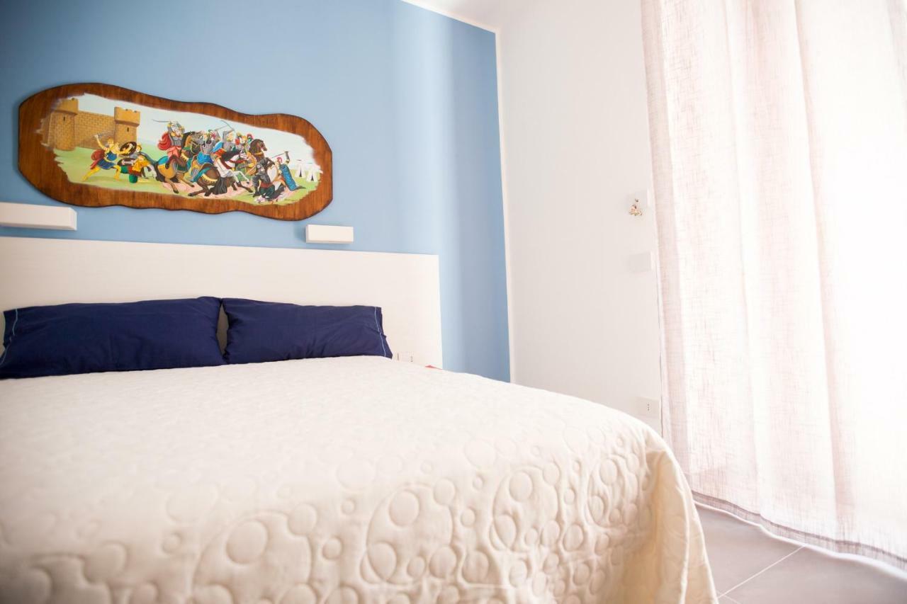White Asses Rooms Кастелламмаре-дель-Голфо Экстерьер фото