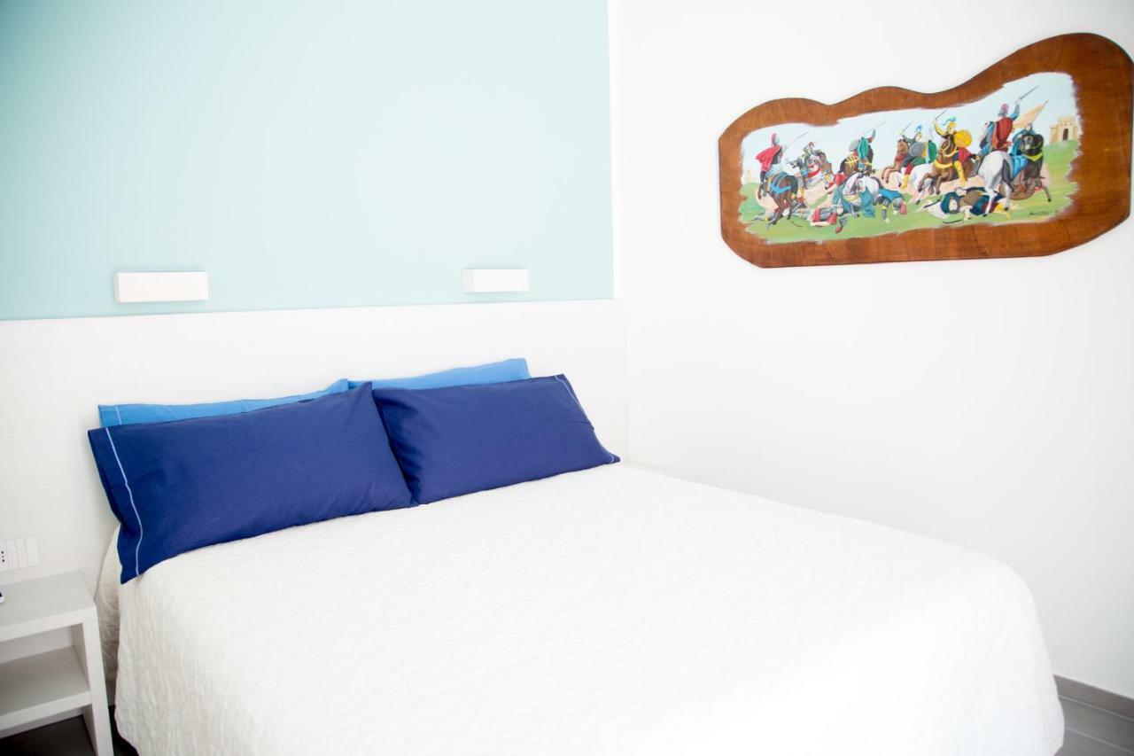 White Asses Rooms Кастелламмаре-дель-Голфо Экстерьер фото