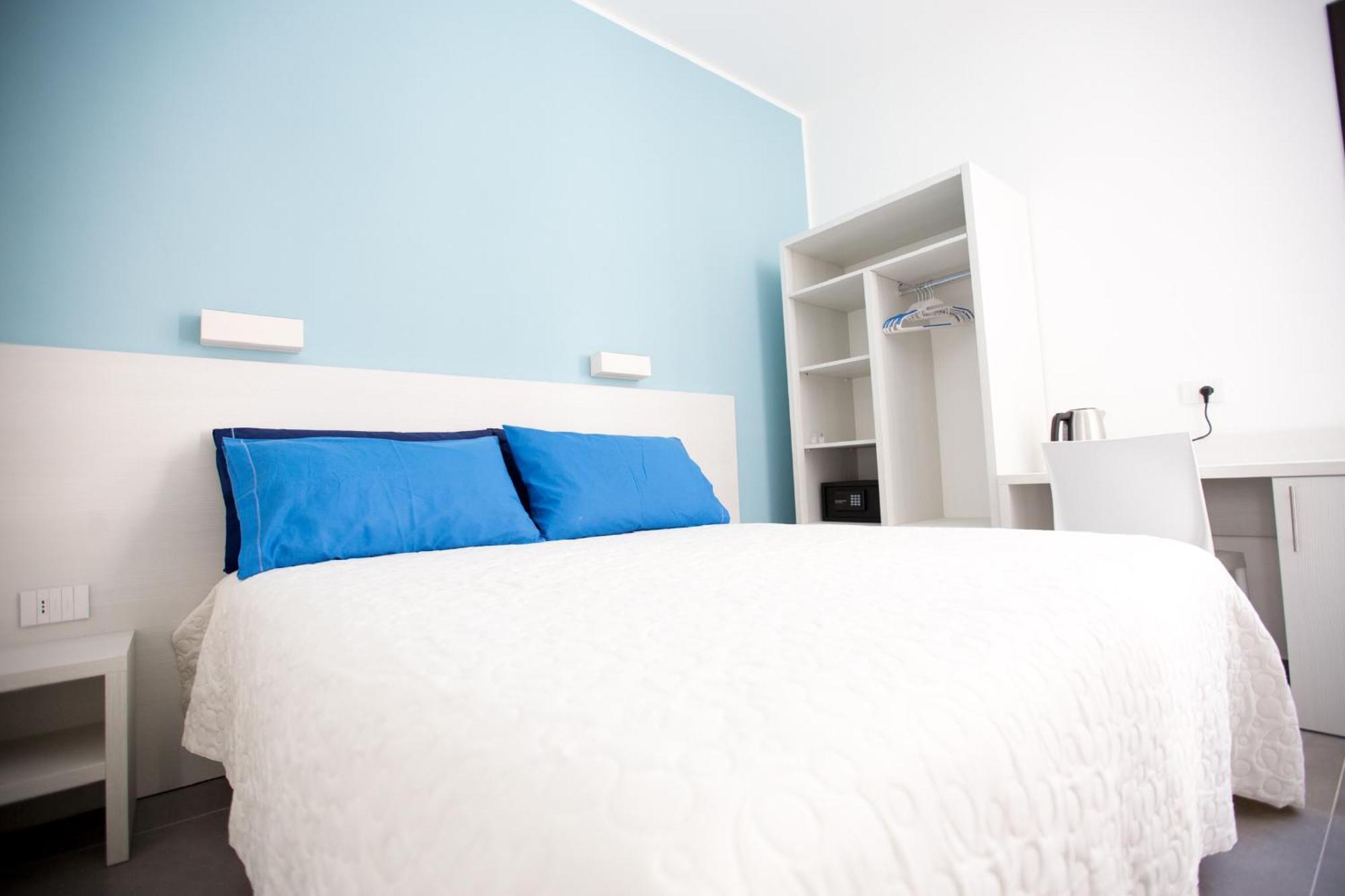 White Asses Rooms Кастелламмаре-дель-Голфо Экстерьер фото